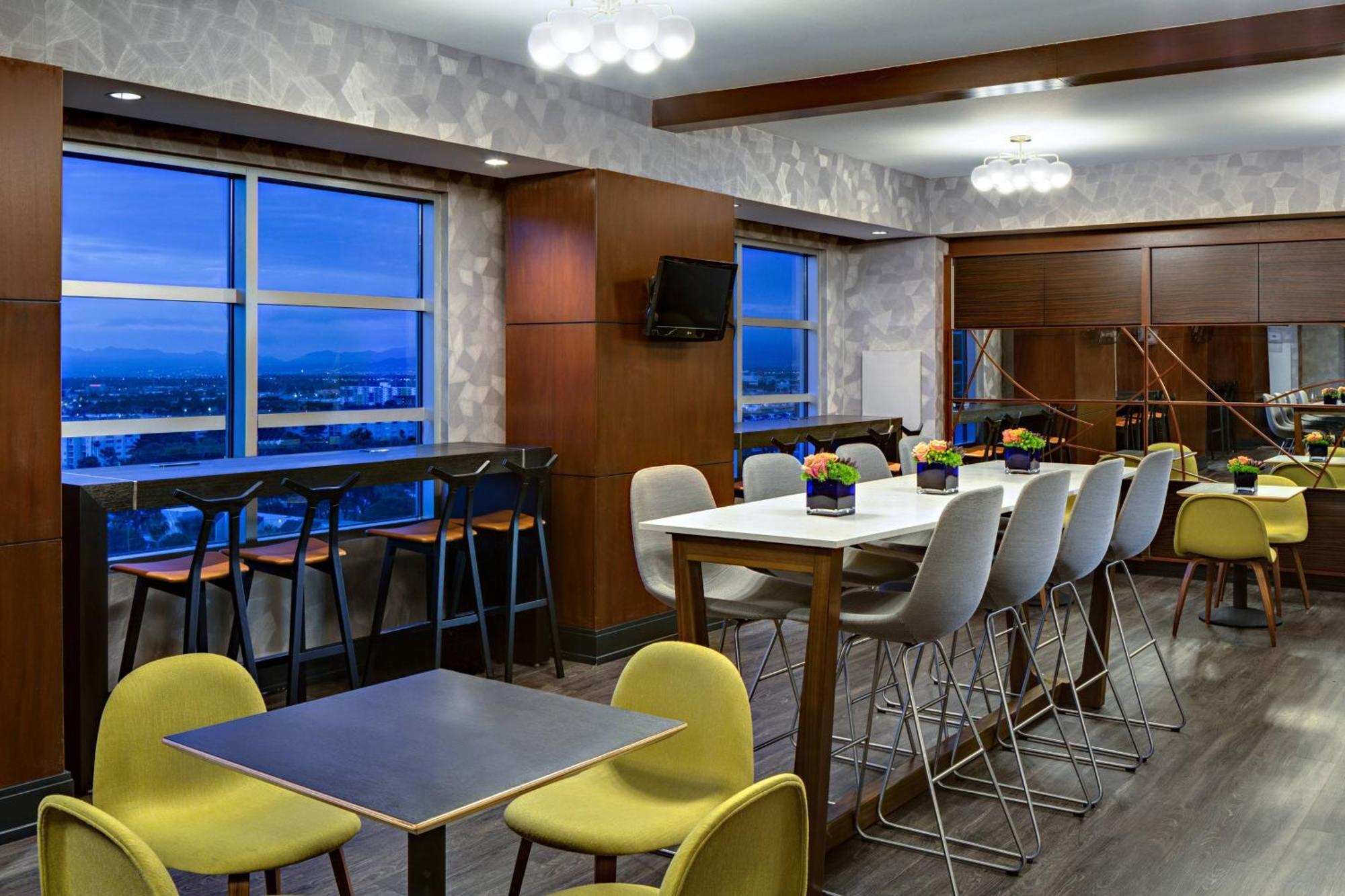 Renaissance Las Vegas Hotel מראה חיצוני תמונה
